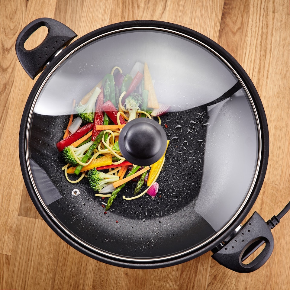 image 1 of Judge Electric Family Wok 32cm Non-Stick with Lid 1500W