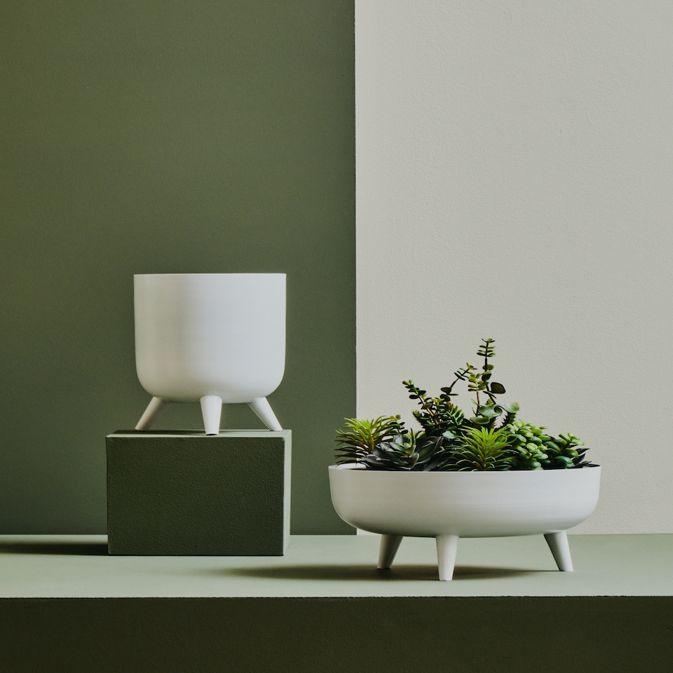 image 1 of Interiors by Premier Portable And Lightweight Design White Planter, Durable Construction Of Garden Pot, Outdoor Garden Pot White