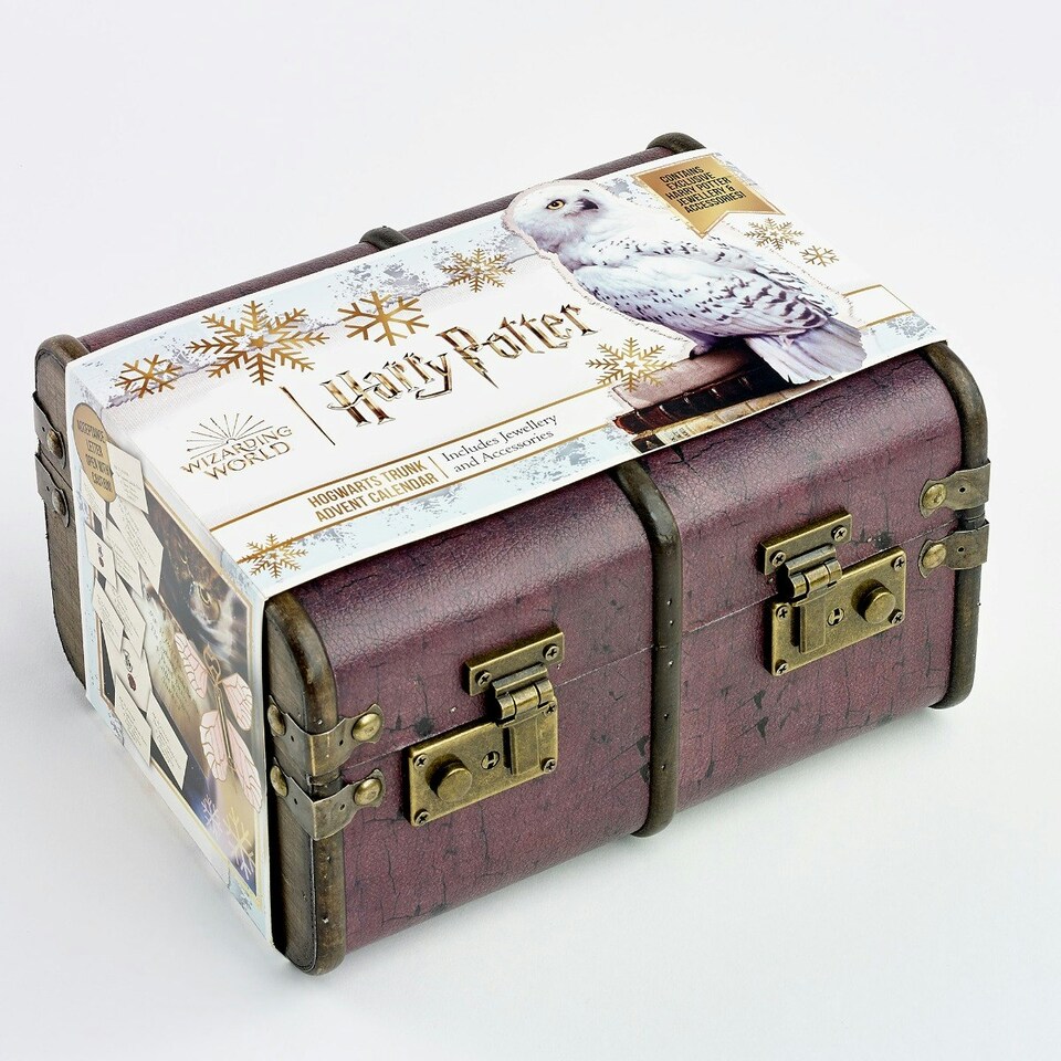 image 1 of Harry Potter Hogwarts Trunk Advent calendar