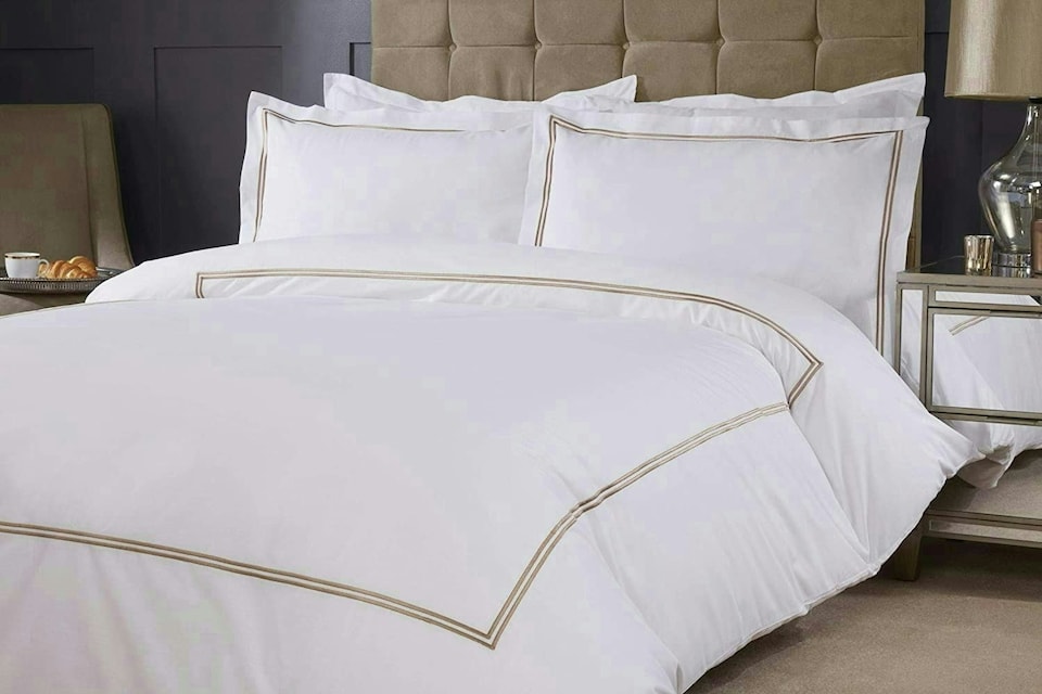 Mayfair Duvet Cover Set - King - Multi