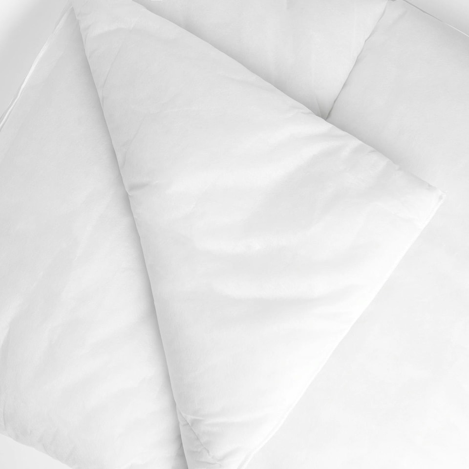 image 1 of OHS Winter Lightweight Anti-Allergy Breathable 13.5 Tog Quilt Duvet, King - White