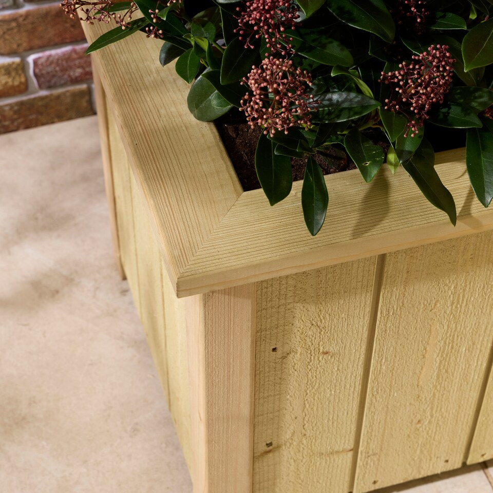 image 1 of Rowlinson Signature Heritage Three Tier Corner Planter