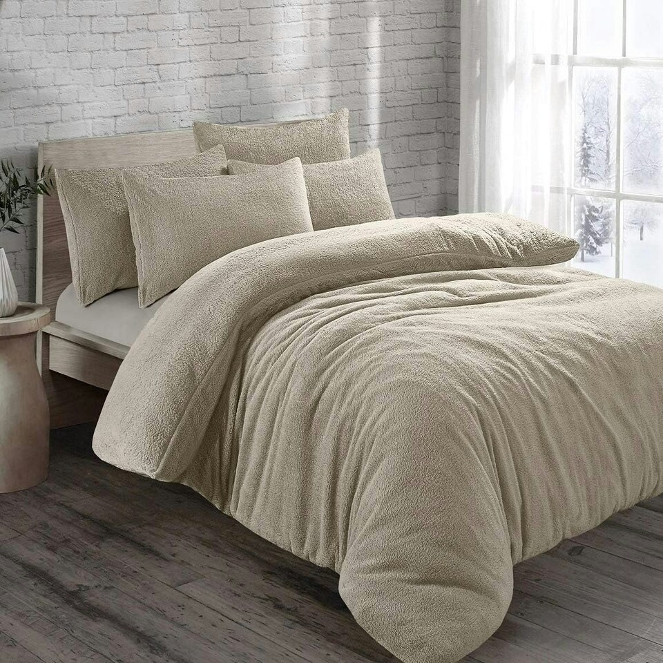 image 1 of Homes-Linen Teddy Bear Fleece Thermal Warm Cosy Soft Fur Duvet Cover Set With Pillow Cases Silver | Super King
