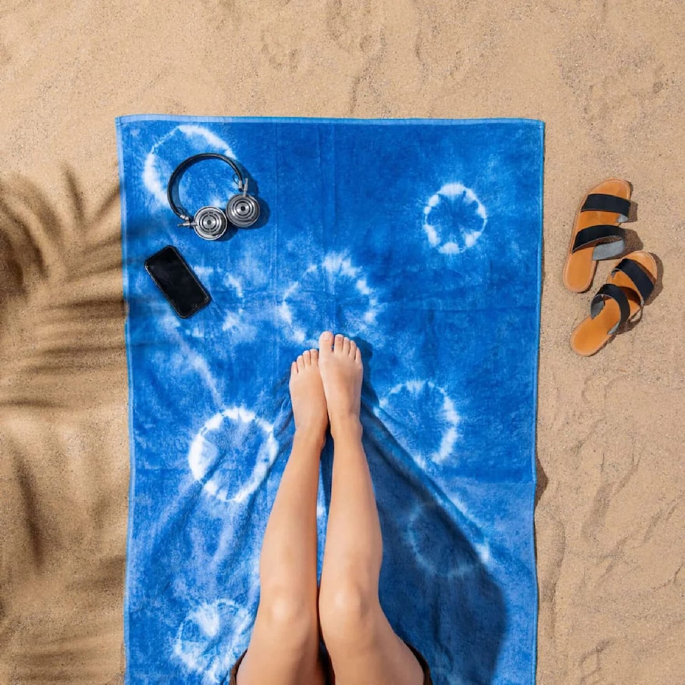 image 1 of Rit Indigo Shibori Tie Dye Kit for All Unique Patterns 2x 8oz