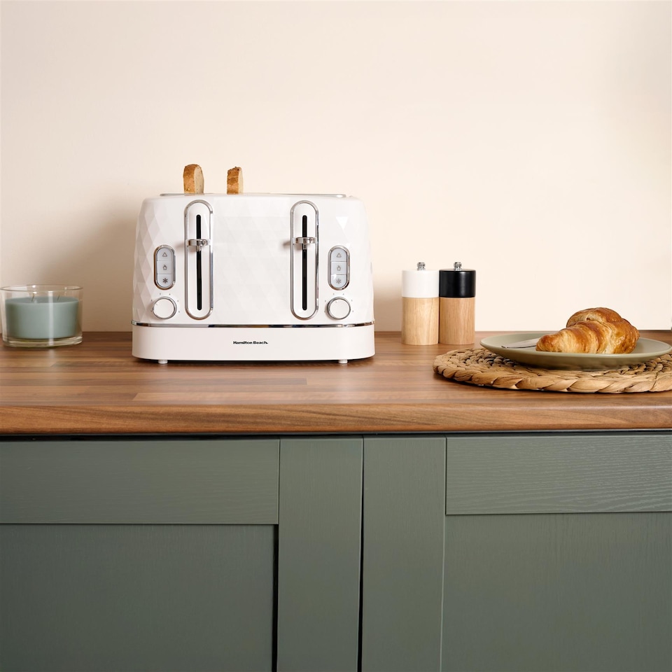 image 1 of Hamilton Beach Diamond Kettle & Toaster Set White