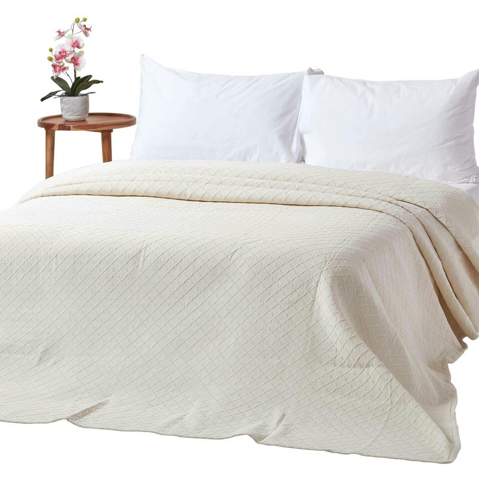 image 1 of Homescapes Cream Cotton Rich Metelassé Diamond Pattern Bedspread - Single | Cream