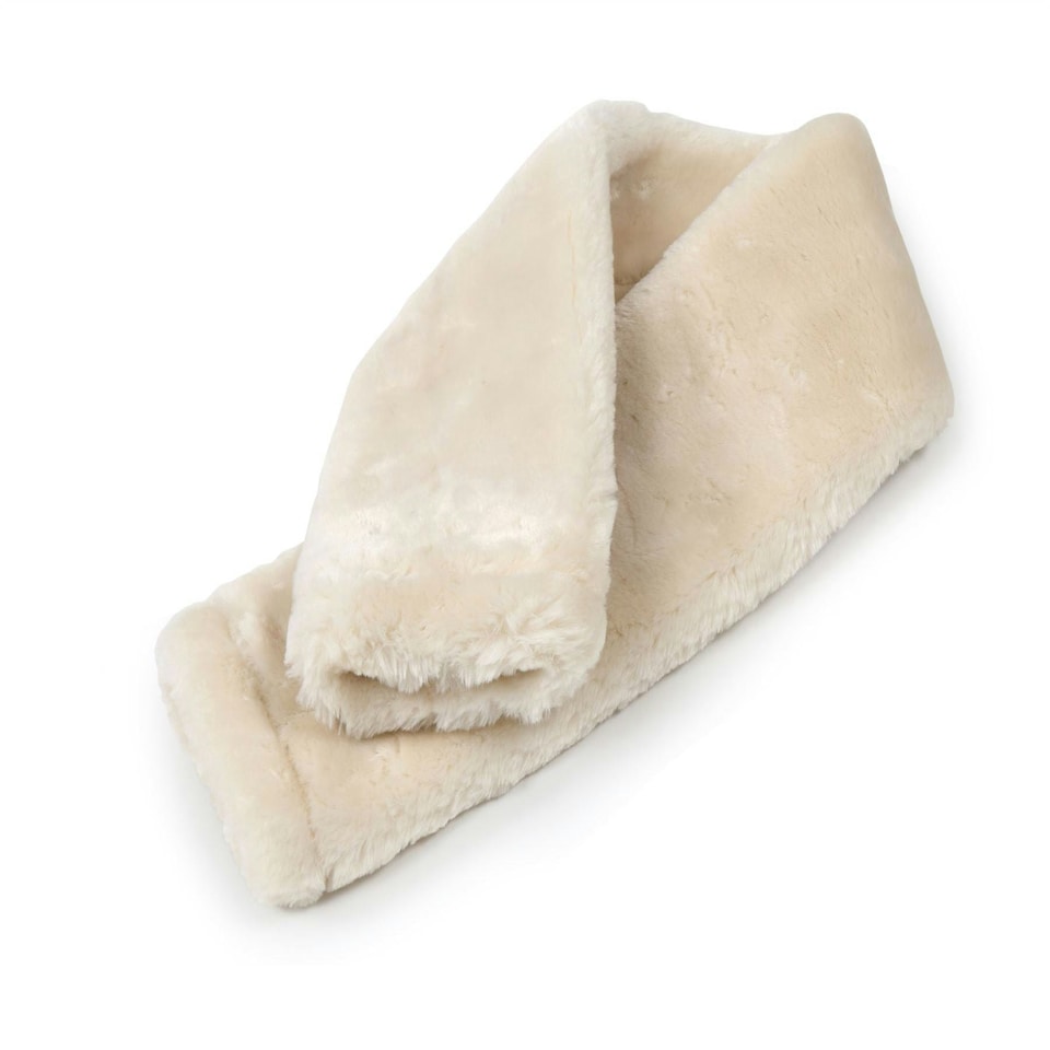image 1 of Shires Performance Supafleece Girth Sleeve Clear | Size: 24 Inch
Colour: Natural