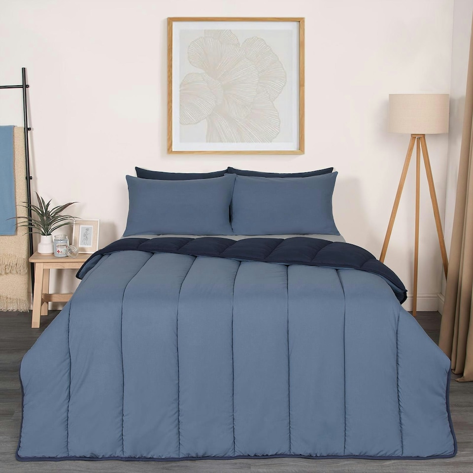 image 1 of OHS Coverless Reversible 10.5 Tog Duvet And Pillowcase Bedding Set, King - Navy Blue/Blue