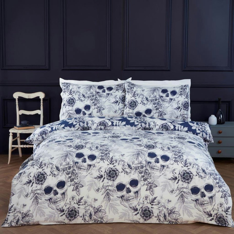 image 1 of Rapport Gothic Skulls Duvet Cover Set White White | King