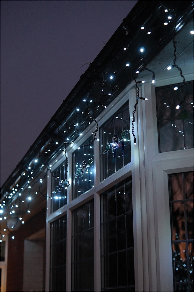 image 1 of Icicle lights Black Rubber 60/40/20 Drop 4M