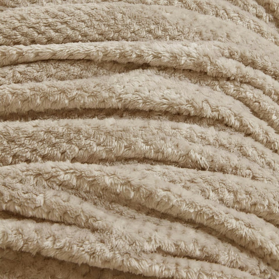 image 1 of OHS Luxury Waffle Mink Blanket, 125x150cm - Cream