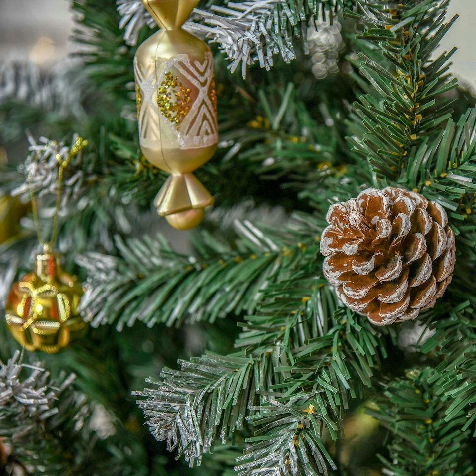 image 1 of HOMCOM 5FT Artificial Christmas Tree Xmas Indoor Decoration, Automatic Open
