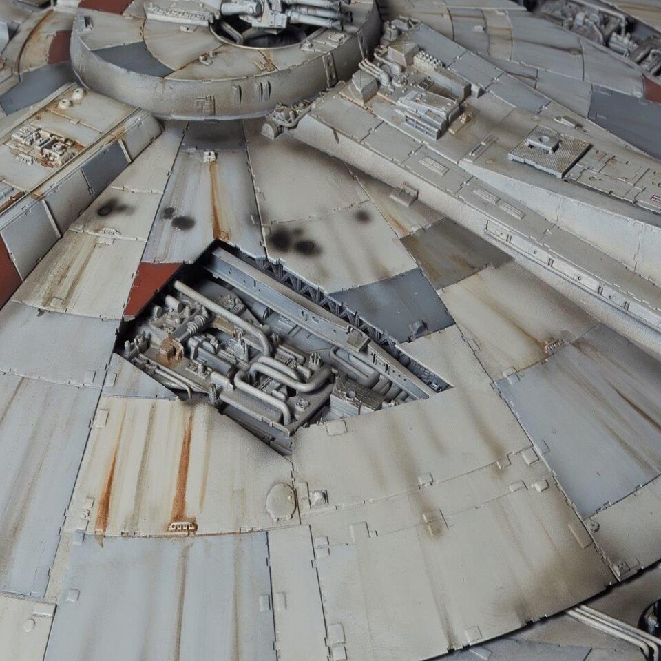 image 1 of Revell Bandai Star Wars Millennium Falcon (1:72 Scale)