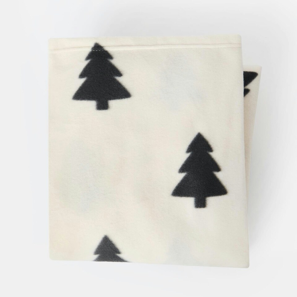 image 1 of OHS Christmas Tree Polar Print Fleece Blanket Throw, 120x150cm - White