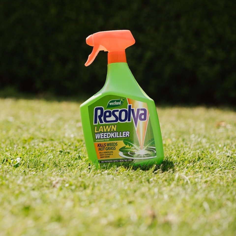 image 1 of Marshalls Garden Resolva Xtra Fast, Lawn Weedkiller, Path & Drive 1L bundle