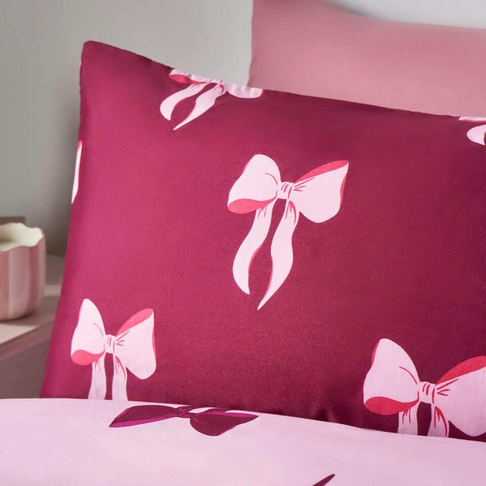 image 1 of OHS Bow Reversible Soft Cosy Plump Duvet Cover and Pillowcase Bedding Set Pink | Single