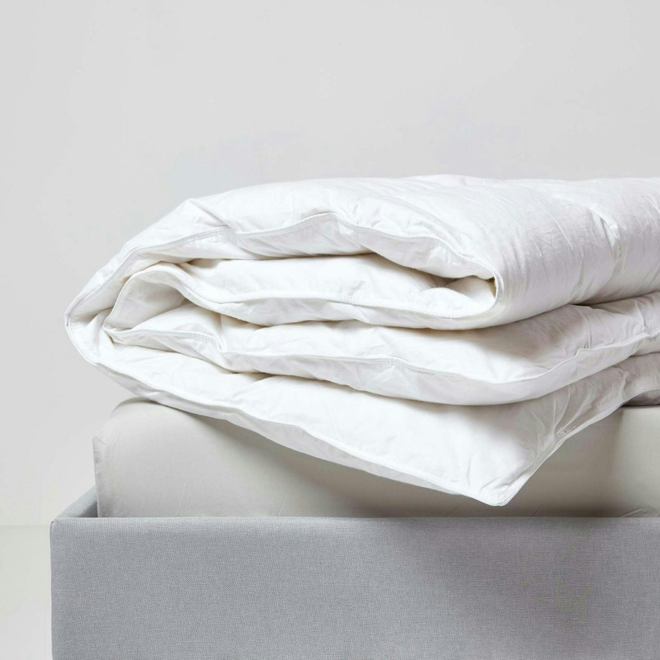 image 1 of Homescapes Duck Down 13.5 Tog All Season Duvet Set, King