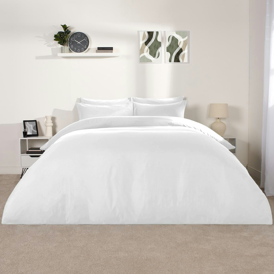 image 1 of OHS Microfibre Plain Soft Duvet Cover and Pillowcase Set, King - White