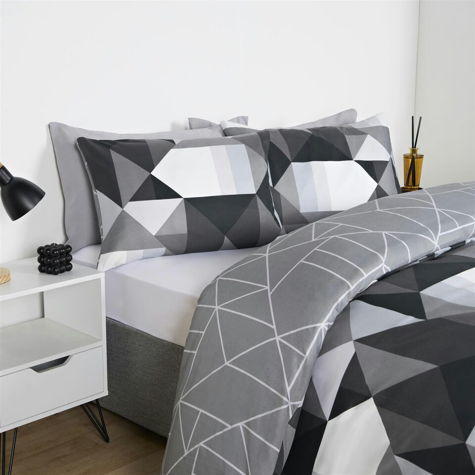 image 1 of OHS Mason Retro Geometric Reversible Print Duvet Cover and Pillowcase Bedding Set, Double - Black/White