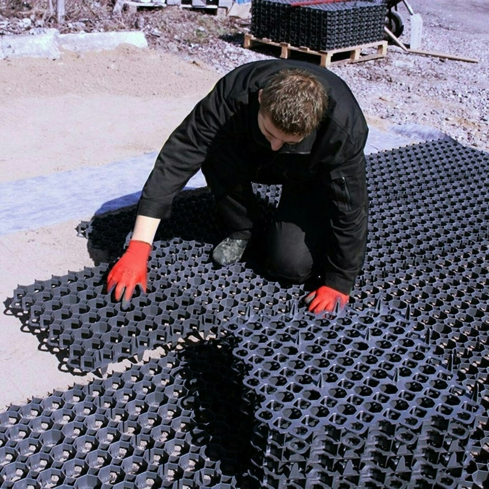 image 1 of True Products TrueGrid Ground Reinforcement Grids Gravel Grass Paving Car Park Drive Path 4 Pack 1sqm approx Black