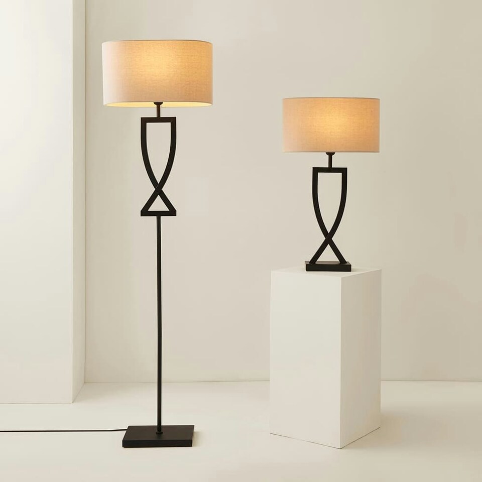 image 1 of ValueLights Katniss Matte Black Metal Table Lamp with Oval Shade & Bulb Black | Cream