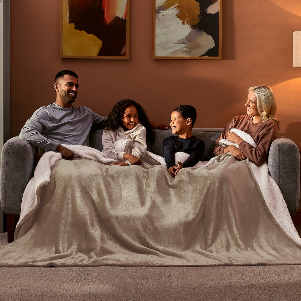 image 1 of Silentnight Snugsie Giant Blanket, Sherpa Fleece Lined, Natural, 240 x 180 cm