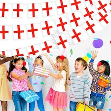 St. George Bunting (10m, 30 Flags) Multi