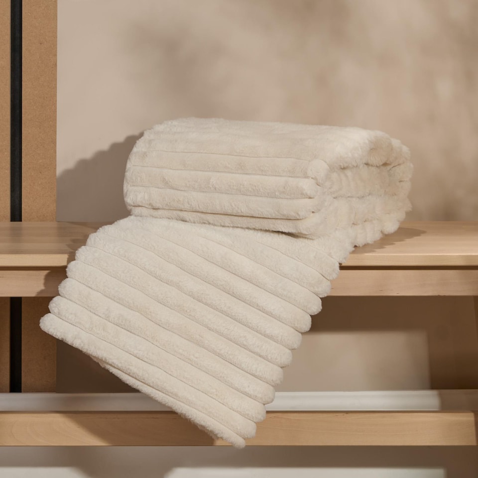 image 1 of OHS Faux Fur Ribbed Fleece Throw Blanket Winter Warm Supersoft