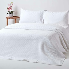 Homescapes White Cotton Contemporary Diamond Pattern Matelasse Bedspread - Single | White | 1