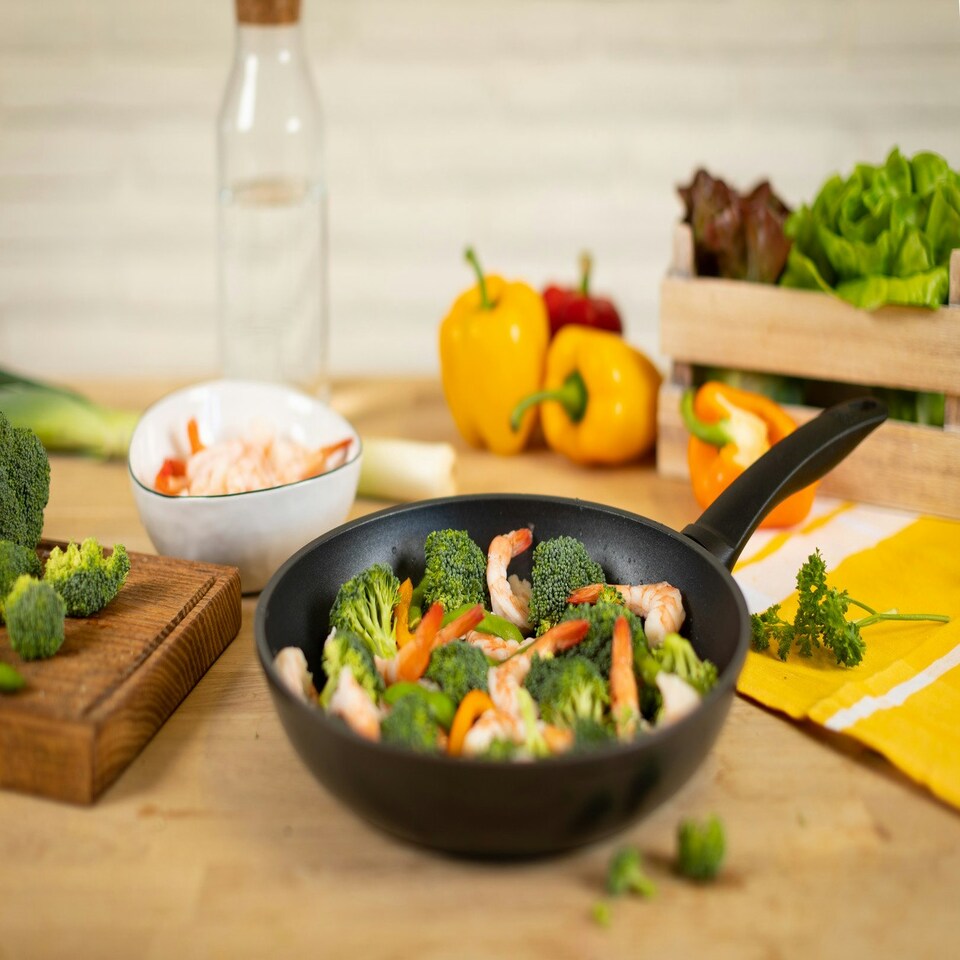 image 1 of Easy Induction 3pc Cookware & Frying Pan Set