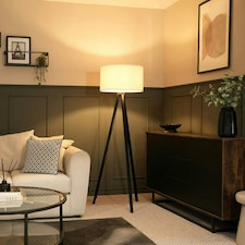ValueLights Barbro Black Tripod Floor Lamp Cream Boucle Shade Cream