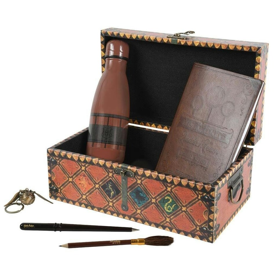 HARRY POTTER (QUIDDITCH TRUNK) PREMIUM GIFT SET - STATIONERY RANGE