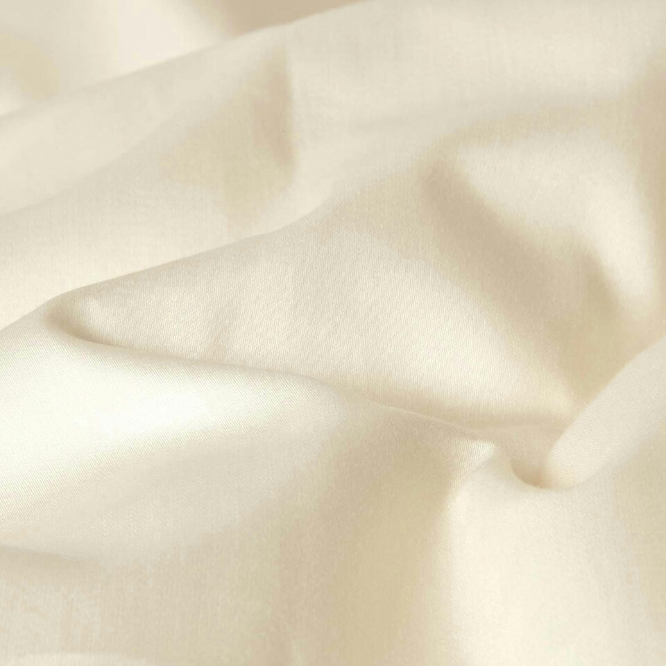 image 1 of Homescapes Cream Organic Cotton Fitted Cot Sheets 400 Thread Count, 2 Pack | Cream | One Size