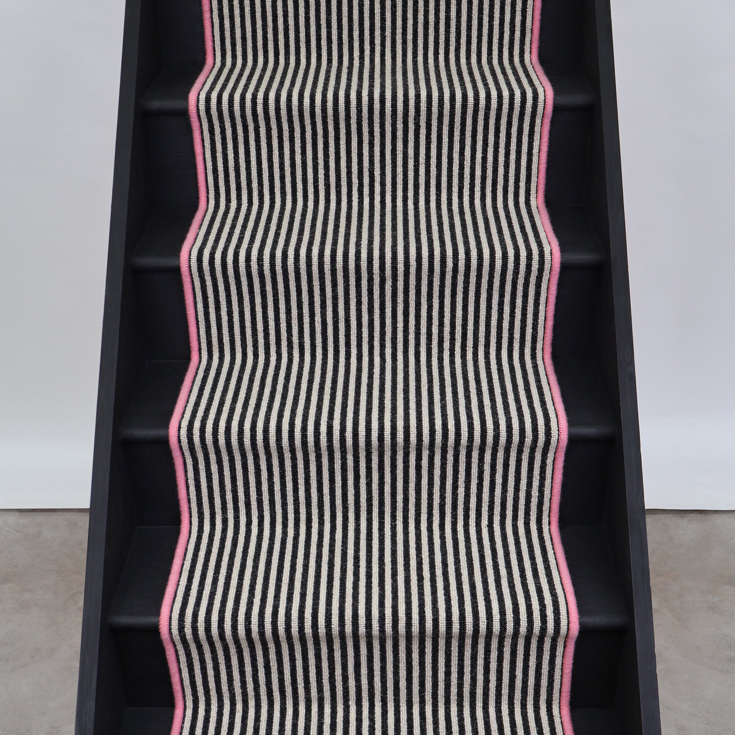 RainbowHome Mayfair Wool Stair Runner with 100% Wool Pink Edge in White | Size: 20 cm x 12 cm