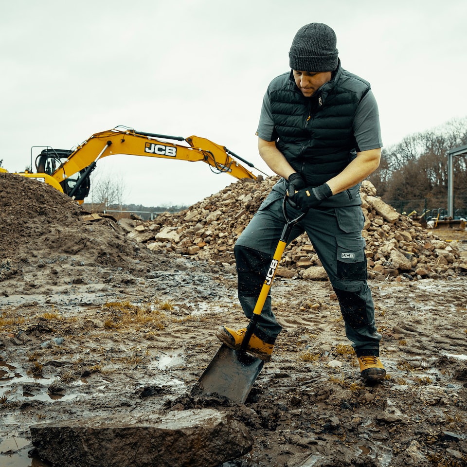image 1 of JCB 250 x 300mm Square Mouth Site Master Shovel, Heavy-Duty Steel Blade