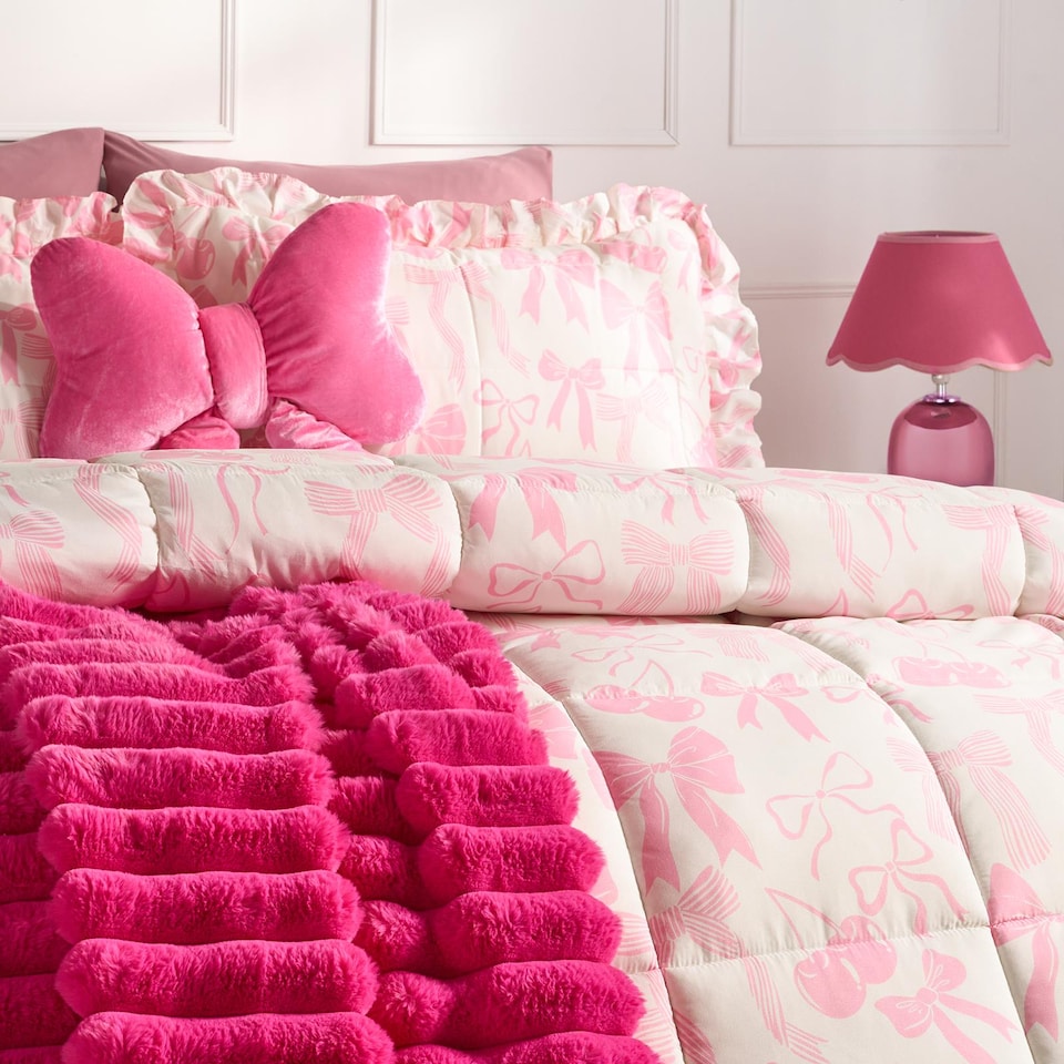 image 1 of OHS Bows Frill Edge Coverless 7.5 Tog Duvet Set with Pillowcase | Pink | Single