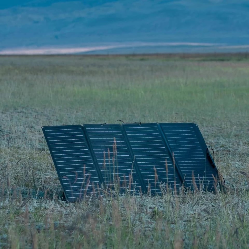 image 1 of EcoFlow 160W Portable Solar Panel