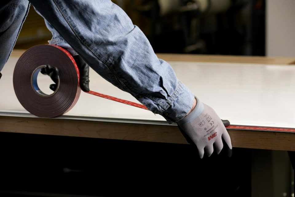 image 1 of 3M VHB 4910 F Transparent Acrylic Foam Tape, 19 mm x 3 m, 1.1 mm Thick
