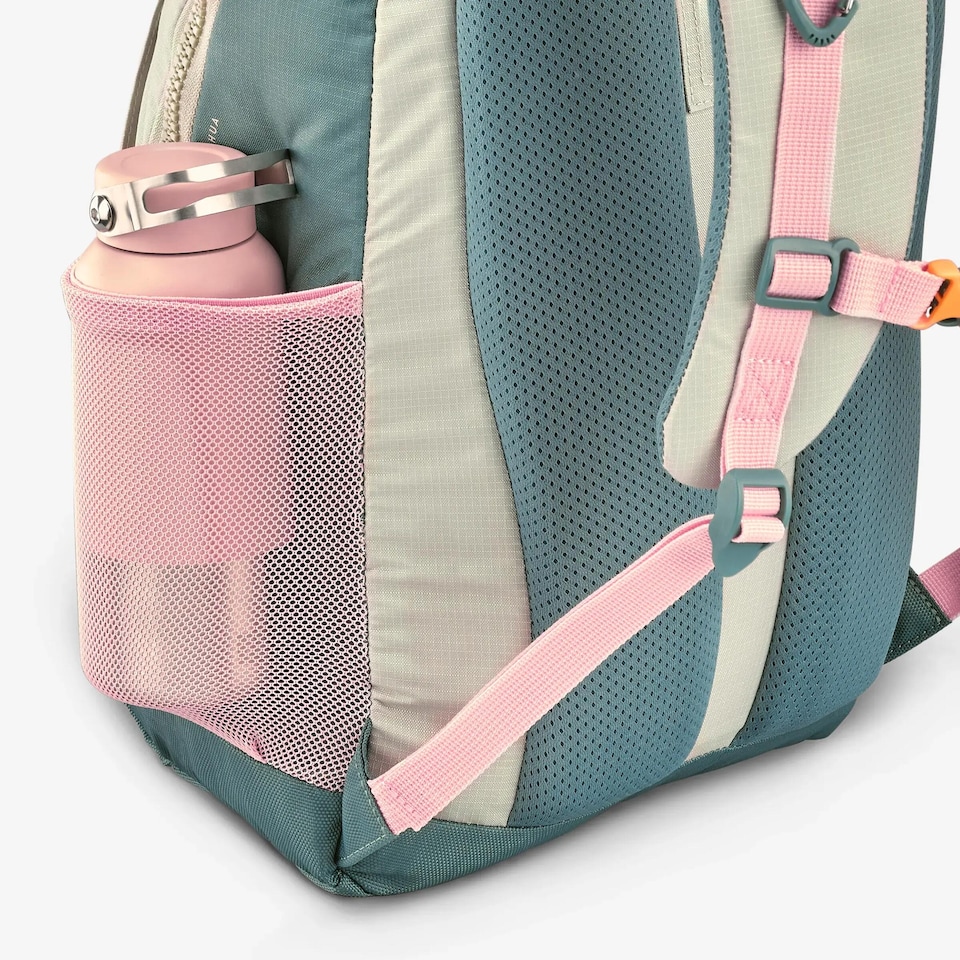 image 1 of Decathlon Kids’ 15 L backpack (ages 7–15), NH900