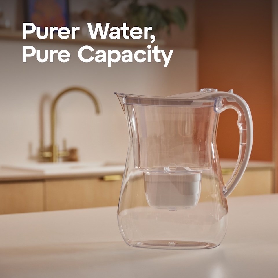 image 1 of AQUAPHOR 3.8L Lago White with 1 x 200 litre Maxfor+ Filter | White