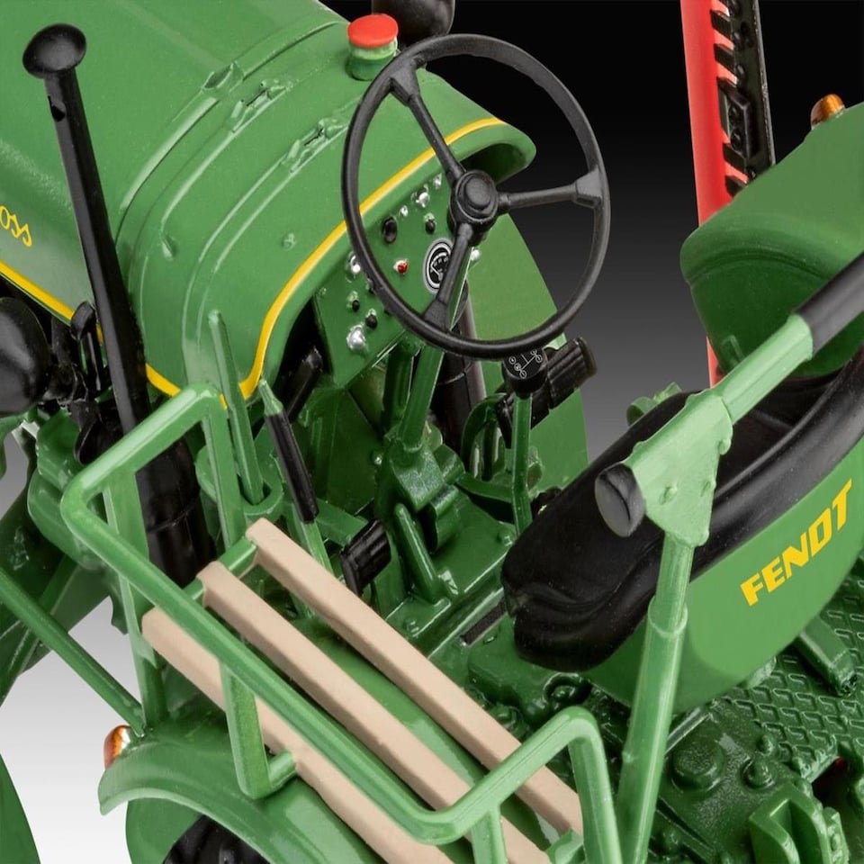 image 1 of Revell Fendt F20 Dieselross easy-click Model Set (1:24 Scale)