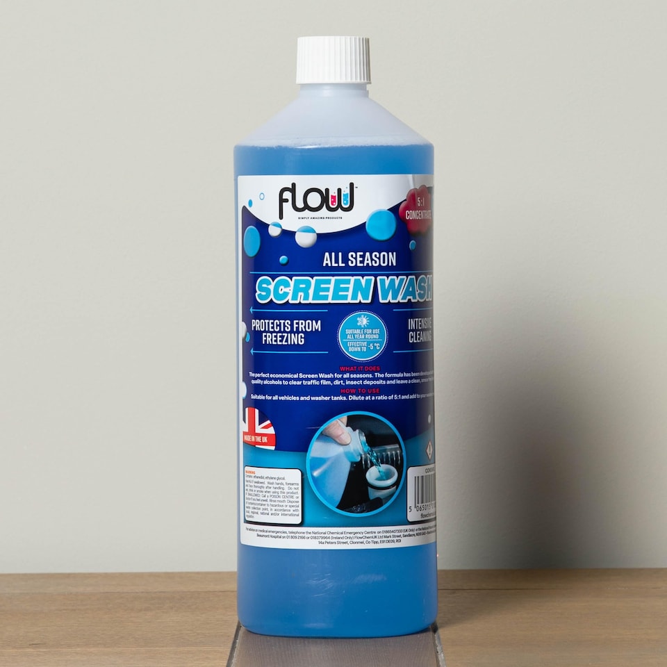 image 1 of 1 Litre All Season Smear Free Windscreen Wash Concentrate For all Vehicles