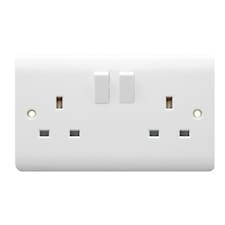 Dencon Slimline Switched Socket Outlet to BS1363 (UK Plug) - White - 2 Gang