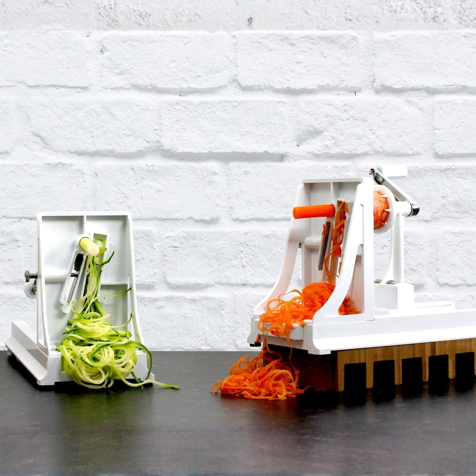 image 1 of Benriner Japanese Turning Spiraliser with 3 Interchangeable Blades