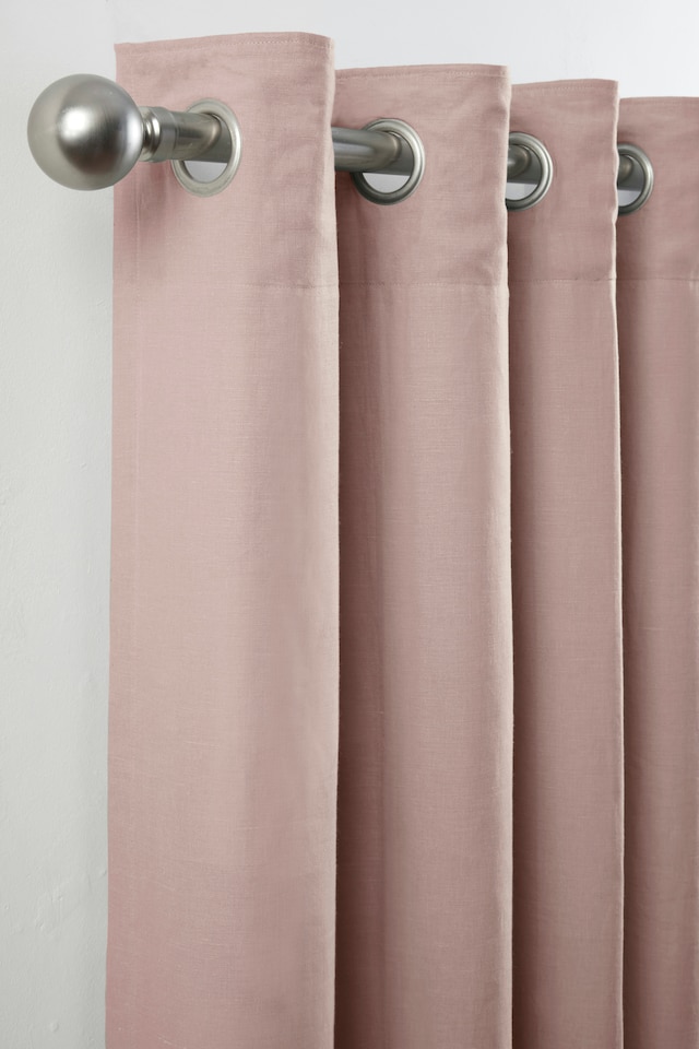 image 1 of Martex Curtains Pink