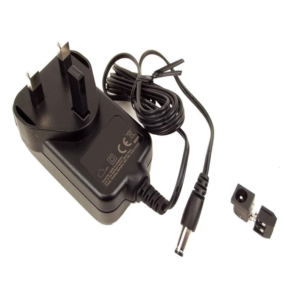 Gaugemaster Controls Wall Mounted Transformer 1 x 12v DC @ 2A Smooth Regulated