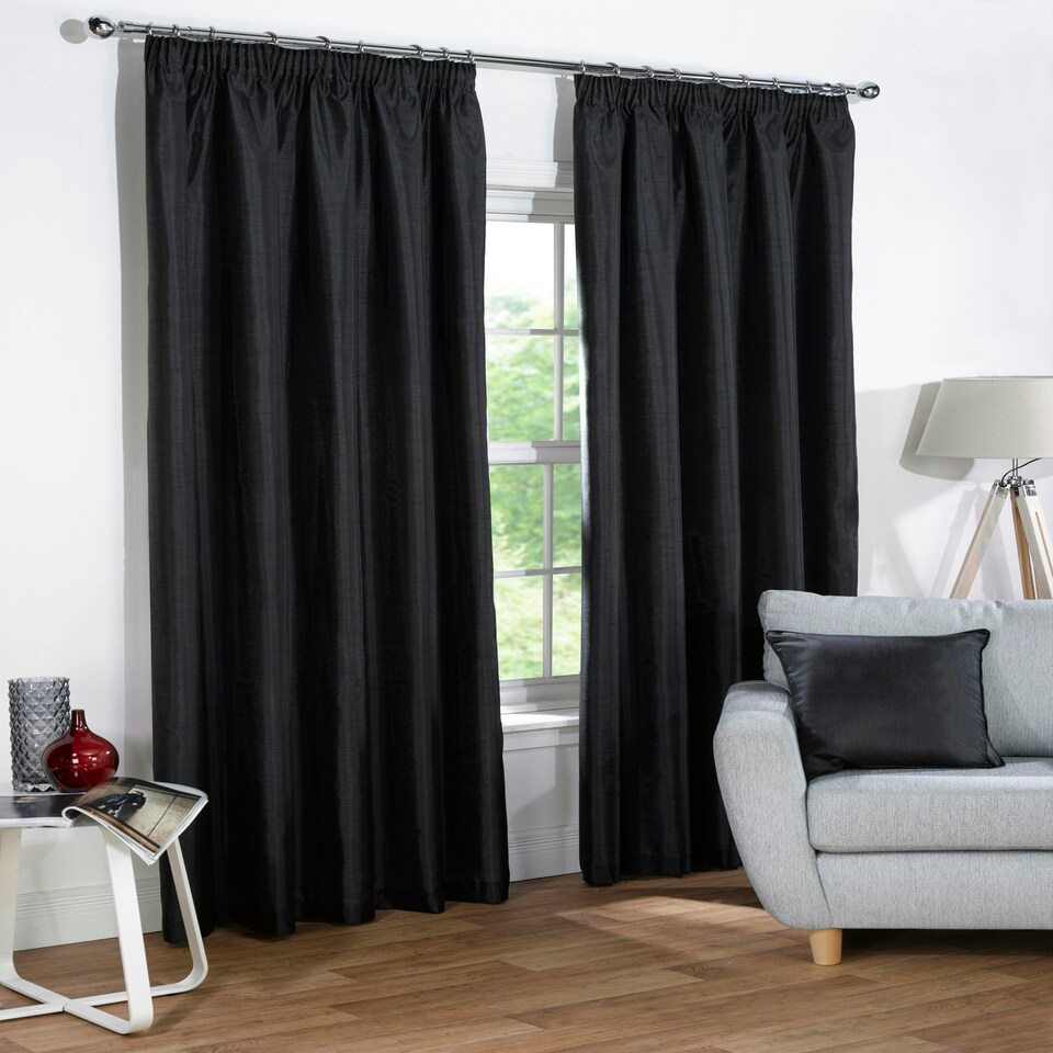 image 1 of Sophia Cushion Cover with Cusion Pads (45x45 cm) Silver