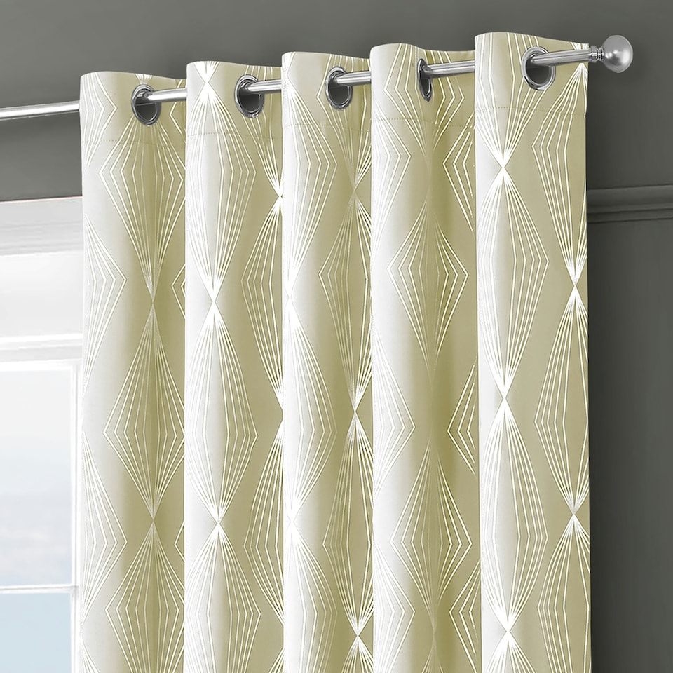 image 1 of Velosso Onyx Thermal Blackout Ready Made Eyelet Curtains - 117cm x 137cm Cream