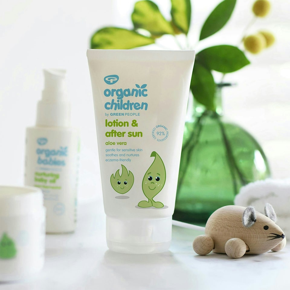 image 1 of Green People Organic Children Sun Cream SPF30 + After Sun - Natural, Organic Sunscreen for Kids - Easy to Apply - Vegan & Cruelty Free - 2x150ml