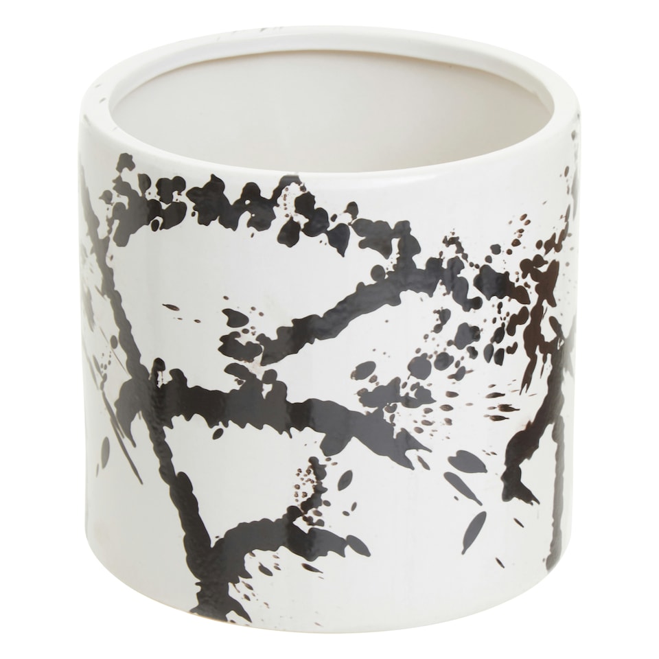 image 1 of Interiors by Premier Versatile Large Planter, Easily Maintained Garden pot, Compact And Lightweight Outdoor Planter For Flowers White